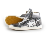 KNJR Sneakers