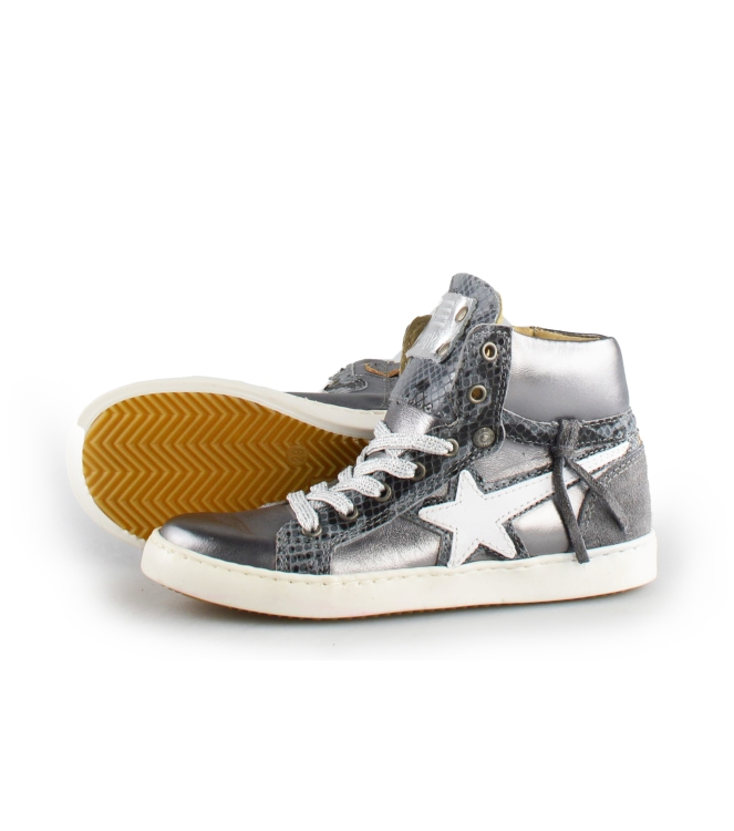 KNJR Sneakers