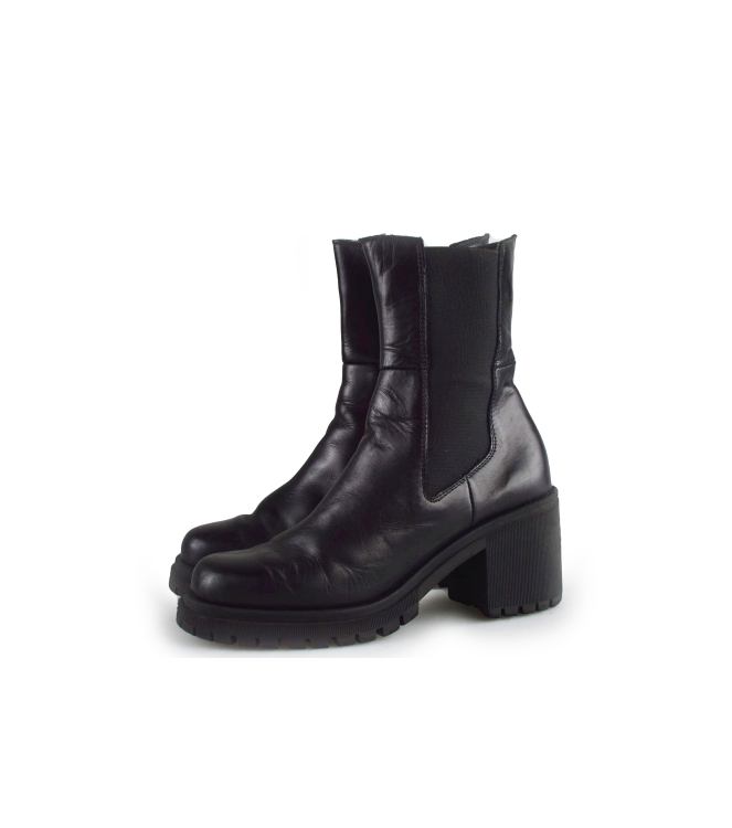 Harper Chelsea Boots