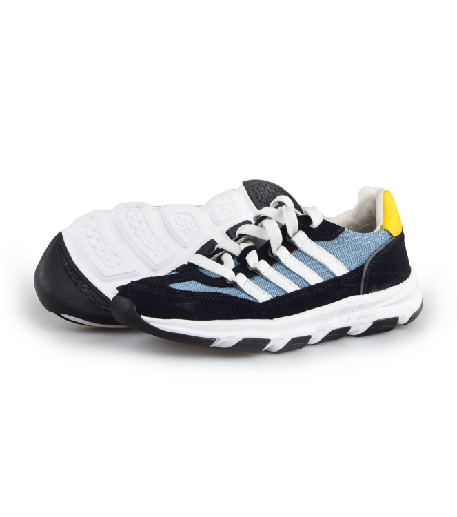 Dstrct Sneakers