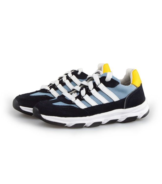 Dstrct Sneakers