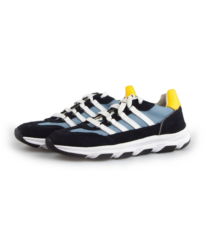 Dstrct Sneakers