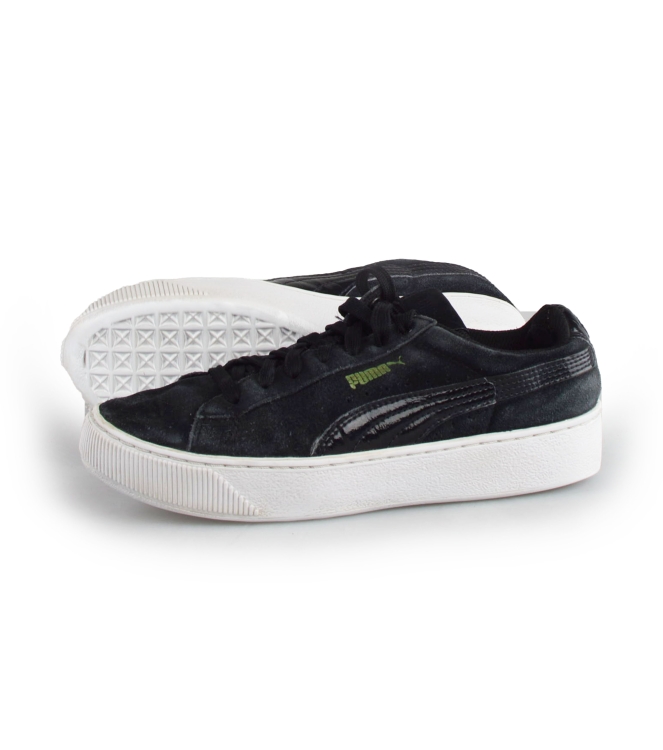 Puma Sneakers