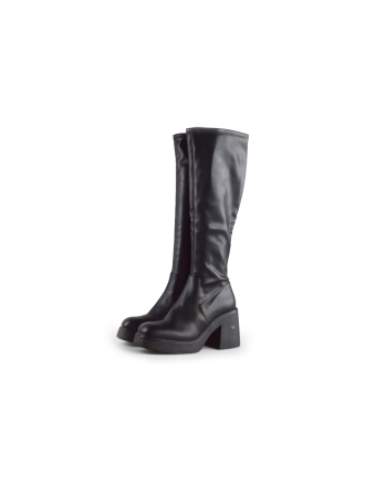  Omoda Laarzen 181605
 [MAAT] 37
 