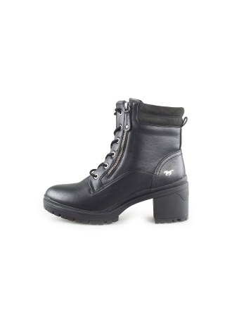 Mustang Veterboots Zwart 187698
 Maat 41
 