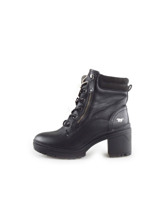 Mustang Veterboots Zwart 189147
 Maat 38
 