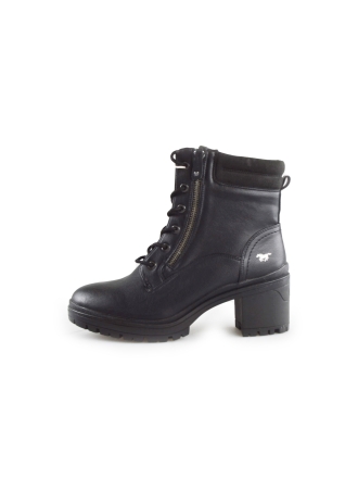 Mustang Veterboots Zwart 189417
 Maat 40
 