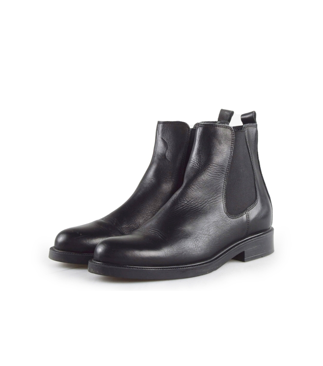 Nelson Chelsea Boots