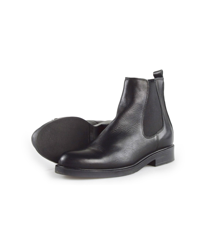 Nelson Chelsea Boots