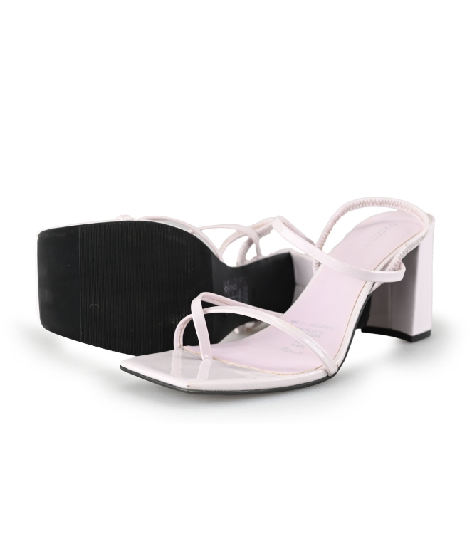 Divided Sandalen