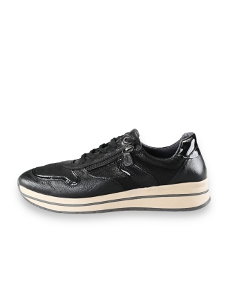  Sub55 Sneakers 199942
 [MAAT] 44
 