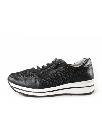  Sub55 Sneakers 200933
 [MAAT] 37
 