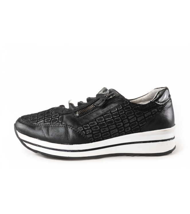 Sub55 Sneakers