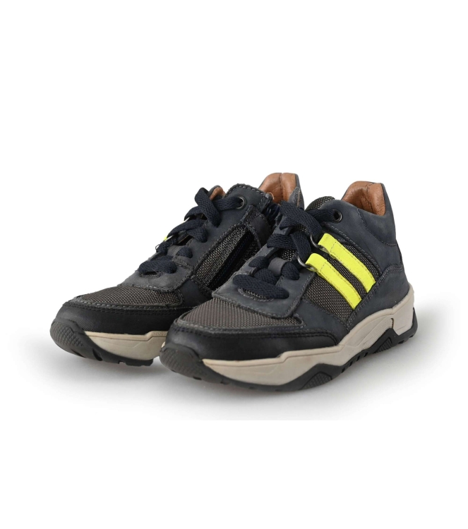 Ik Ke Sneakers