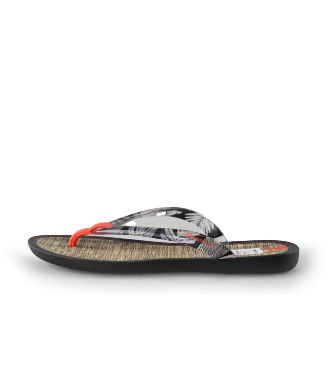 Ipamema Slippers