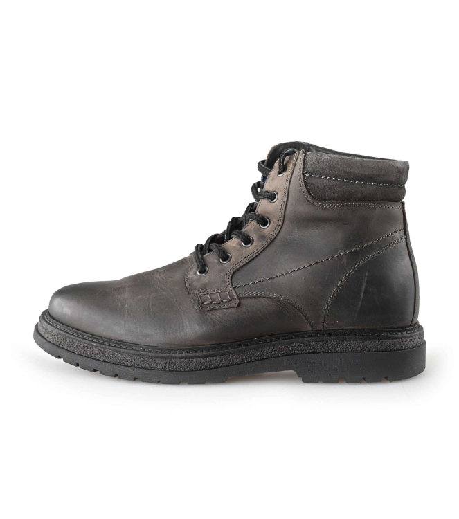 Outfielder Veterboots