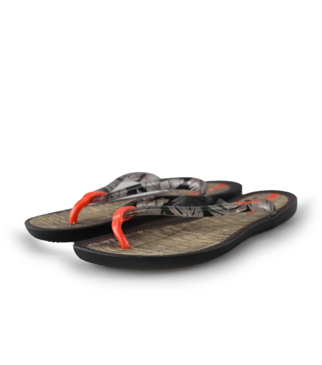 Ipamema Slippers