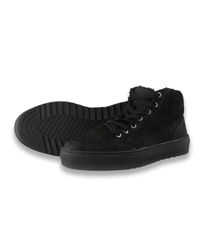 Vertice Sneakers