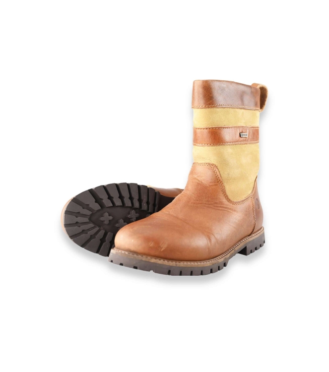 Travelin Snowboots