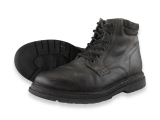 Outfielder Veterboots