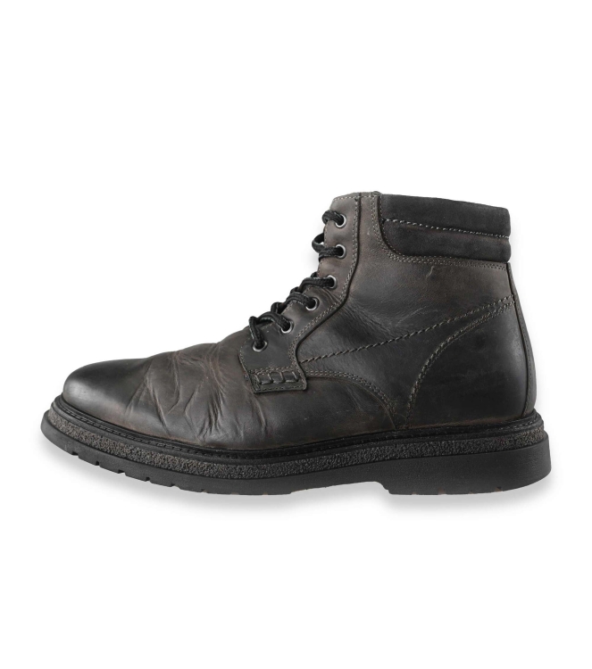 Outfielder Veterboots