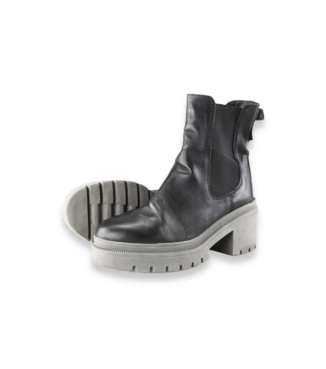 Tamaris Chelsea Boots