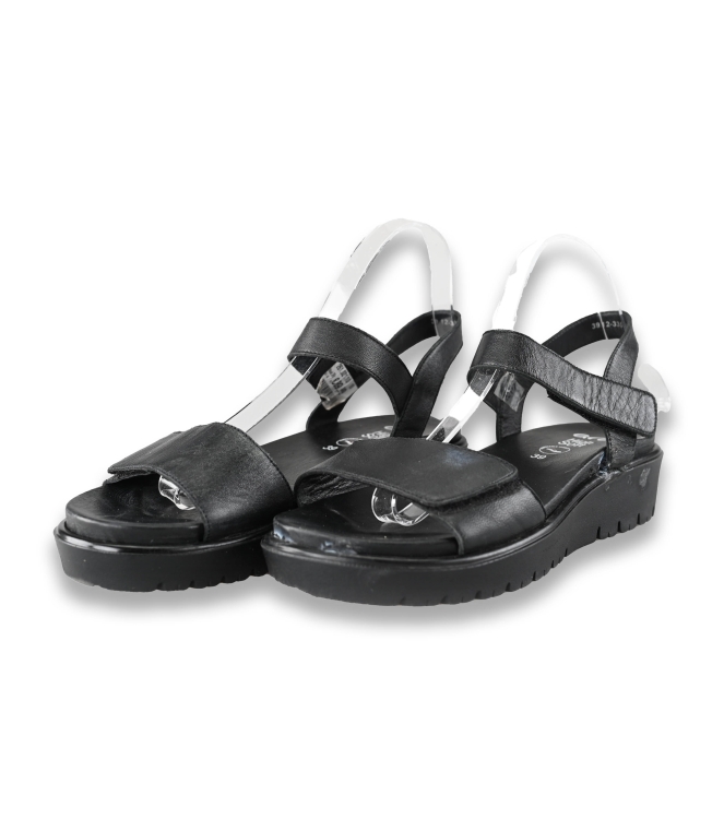 Ara Sandalen