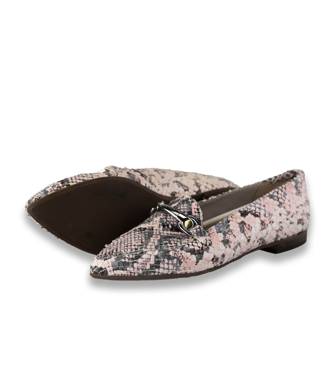 Omoda Loafers