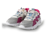 Ik Ke Sneakers