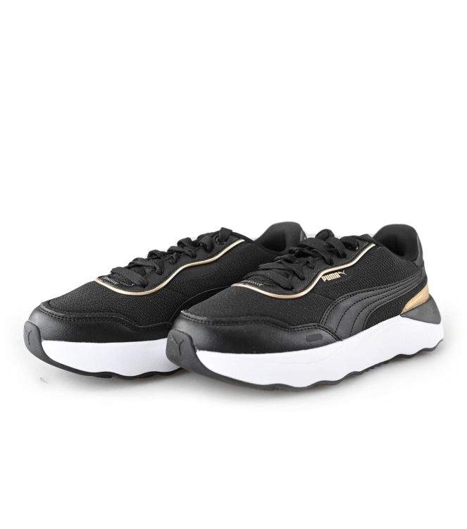Puma Sneakers