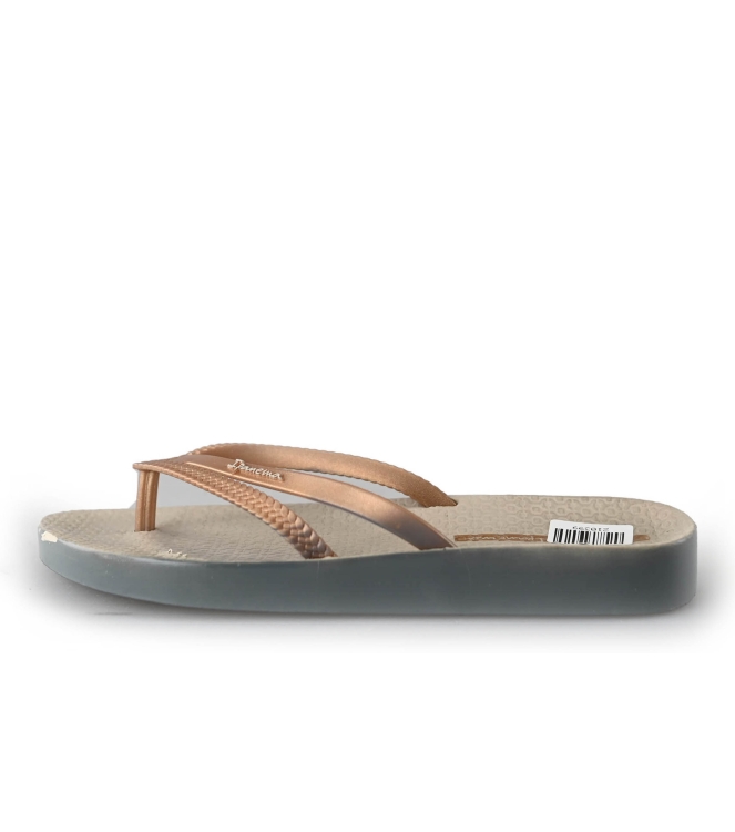 Ipamema Slippers