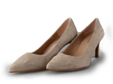 Lina Locchi Pumps