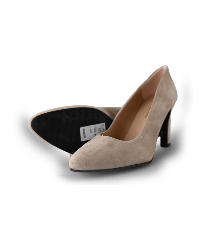 Lina Locchi Pumps