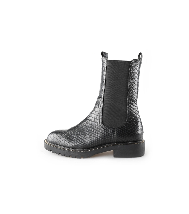 Posh Chelsea Boots