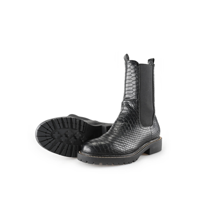 Posh Chelsea Boots