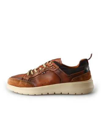  Ambitious Sneakers 212833
 [MAAT] 42
 