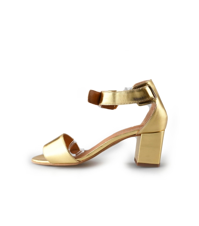Lina Locchi Pumps