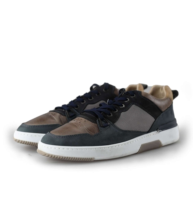 Subb Sneakers