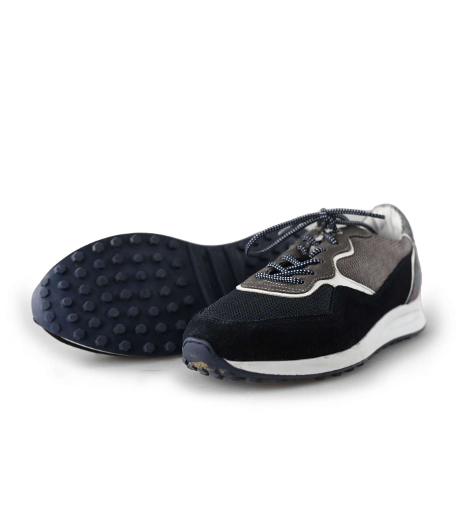 Sub55 Sneakers