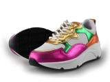 Bridge Sneakers