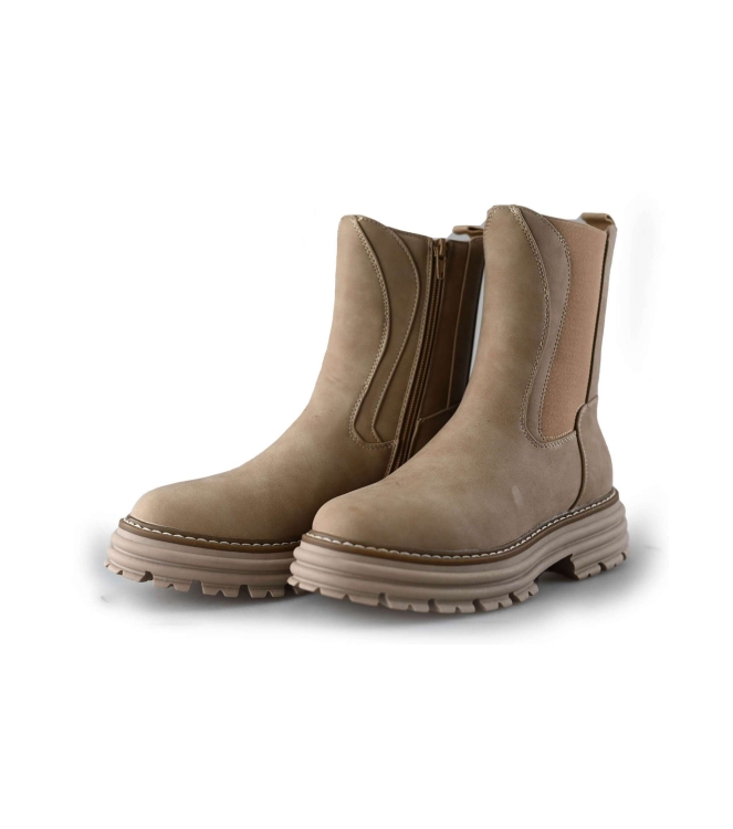 District Chelsea Boots