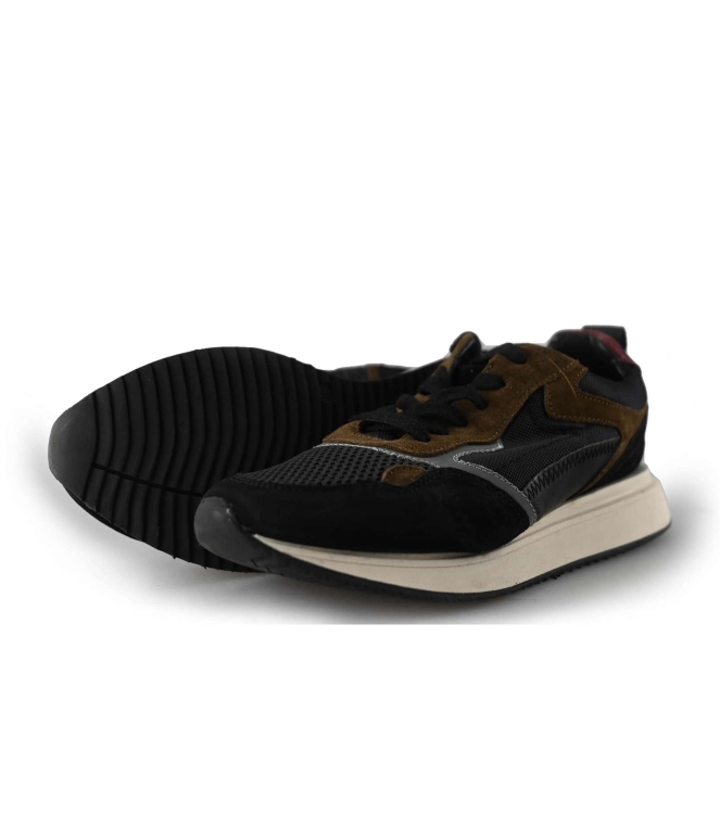 Sub55 Sneakers