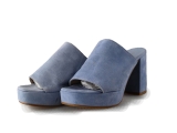 Lina Locchi Pumps