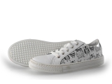 Vippys Sneakers