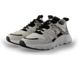 Wysh Sneakers