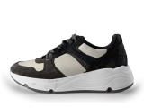 Aqa Sneakers