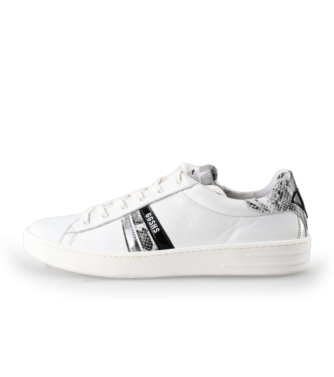 Giga Sneakers