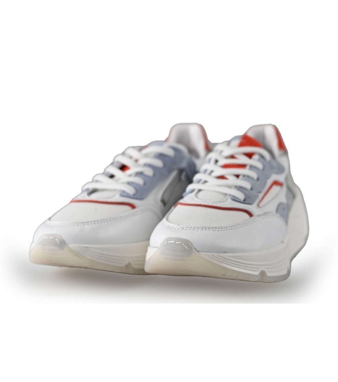 Giga Sneakers