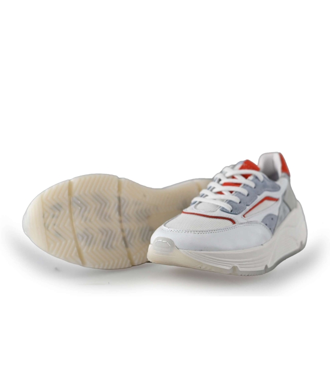 Giga Sneakers