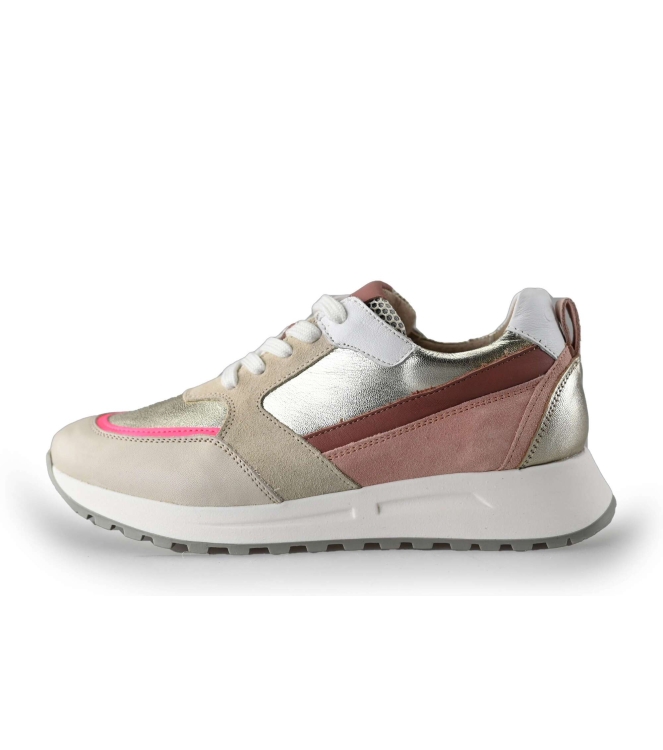 Aqa Sneakers